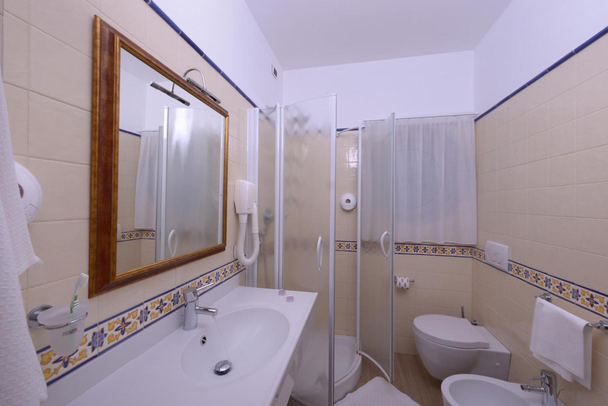 Residence Costa Smeralda Grottammare Room photo